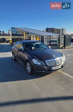 Mercedes-Benz E-Class 2011