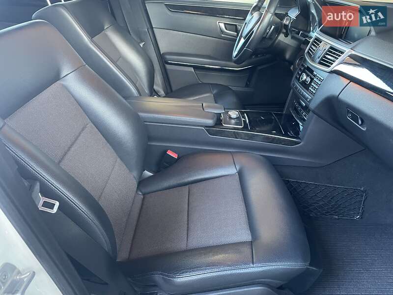 Универсал Mercedes-Benz E-Class 2012 в Умани
