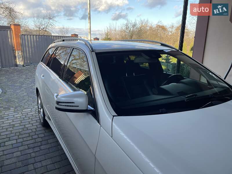 Универсал Mercedes-Benz E-Class 2012 в Умани
