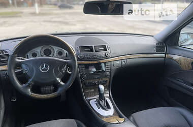 Седан Mercedes-Benz E-Class 2005 в Запоріжжі