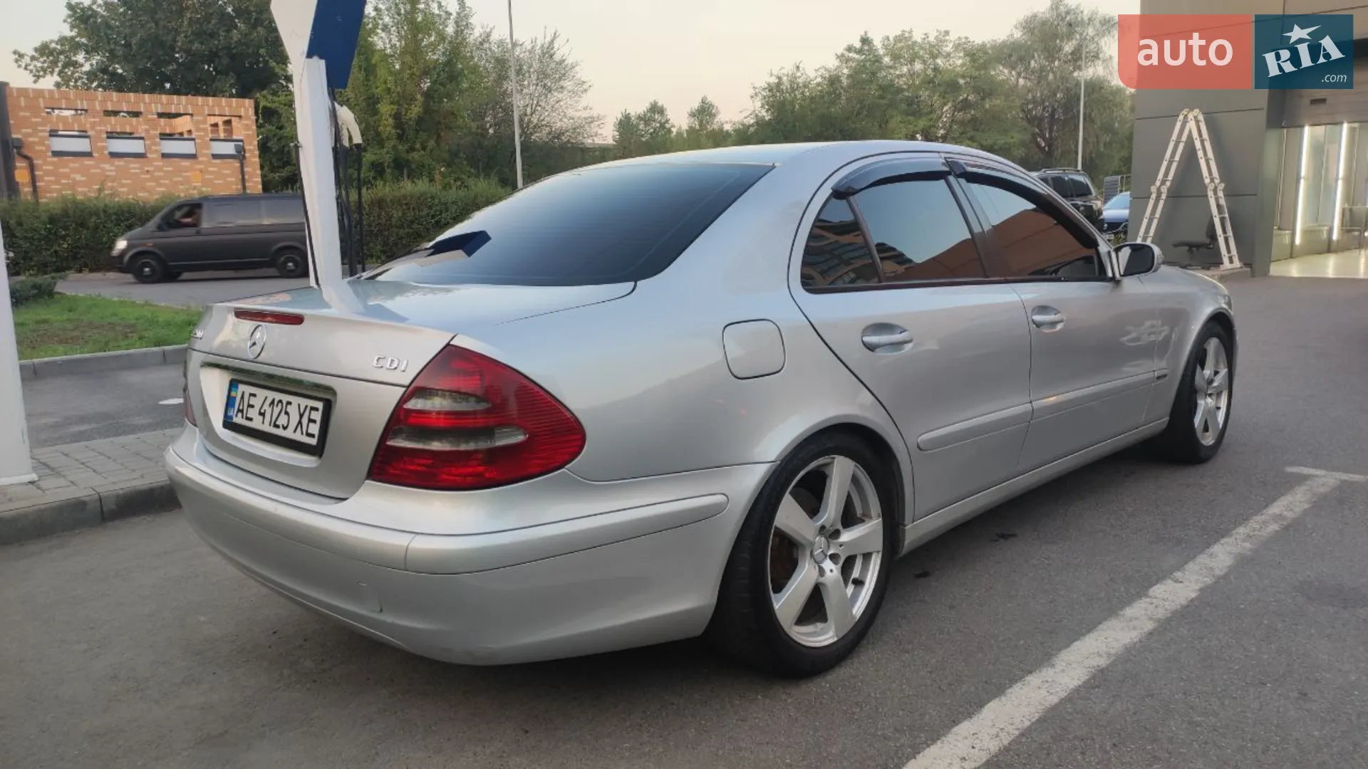 Mercedes-Benz E-Class 2005 VIN WDB2110041A823945 фото оголошення 5 з 15