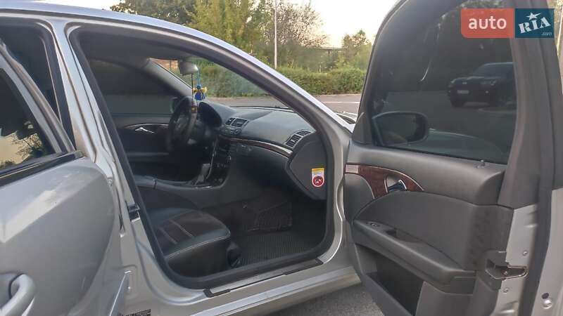 Седан Mercedes-Benz E-Class 2005 в Дніпрі фото 10 Седан Mercedes-Benz E-Class 2005 в Дніпрі