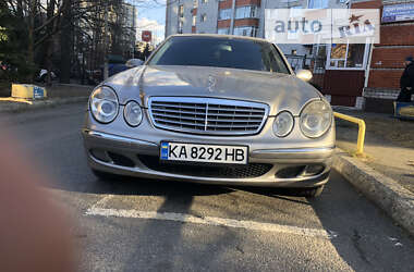 Седан Mercedes-Benz E-Class 2004 в Киеве