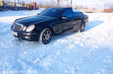 Седан Mercedes-Benz E-Class 2007 в Каневе