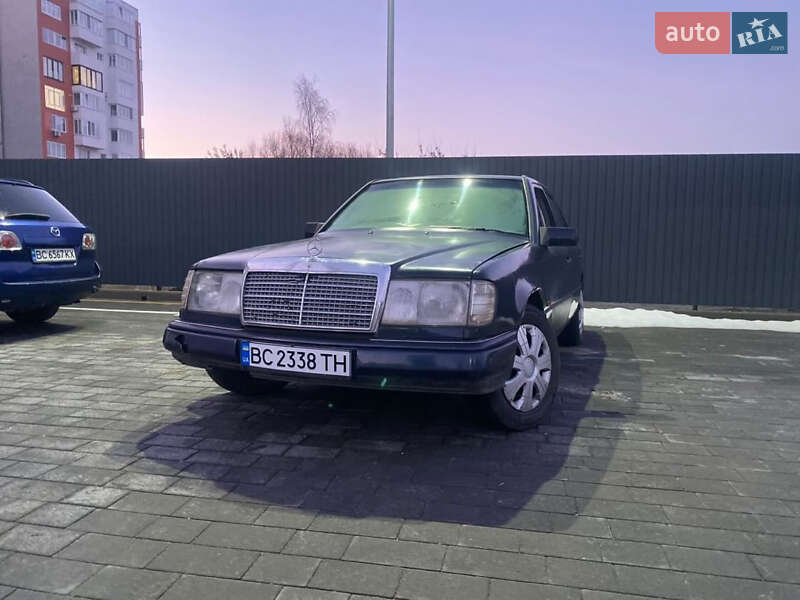 Mercedes-Benz E-Class 1987