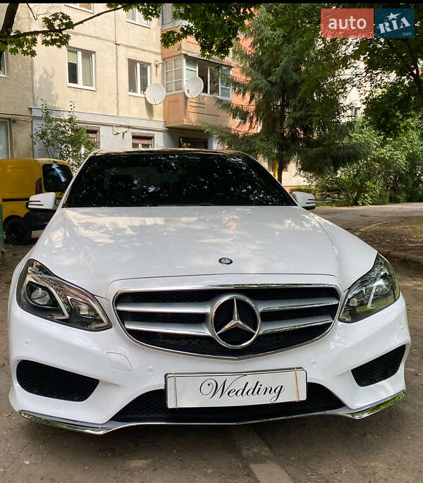 Седан Mercedes-Benz E-Class 2014 в Іршаві