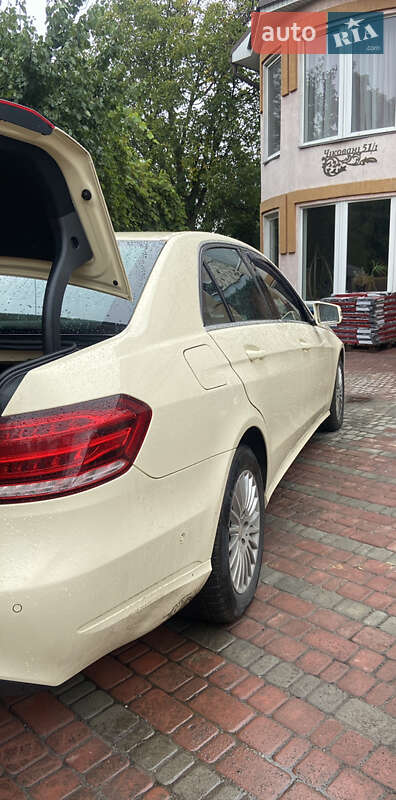Седан Mercedes-Benz E-Class 2015 в Черкассах