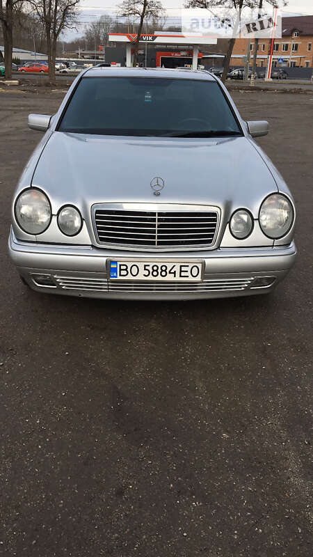 Седан Mercedes-Benz E-Class 1997 в Тернополе