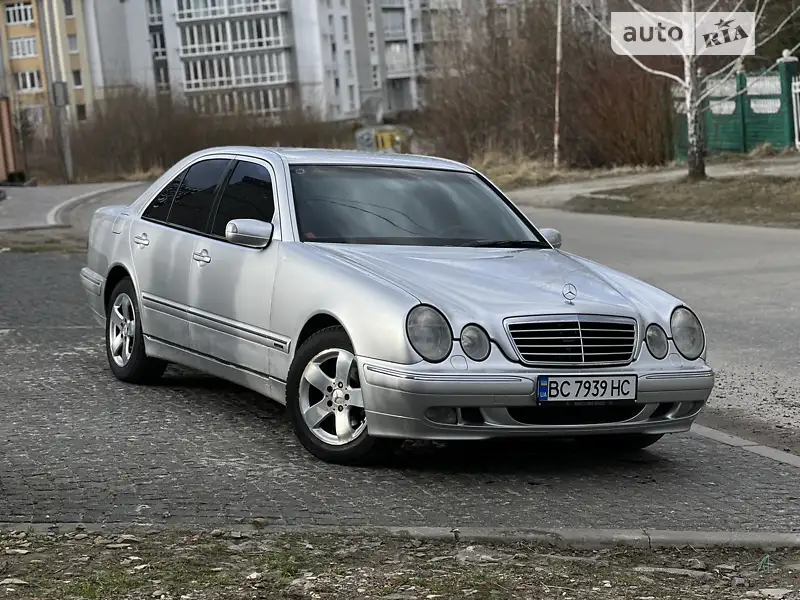 Mercedes-Benz E-Class 2001