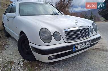 Седан Mercedes-Benz E-Class 1999 в Одессе