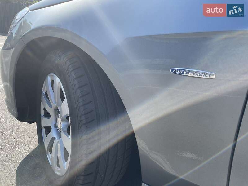 Универсал Mercedes-Benz E-Class 2010 в Броварах