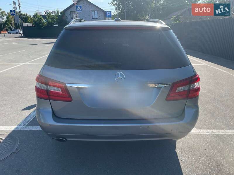 Универсал Mercedes-Benz E-Class 2010 в Броварах