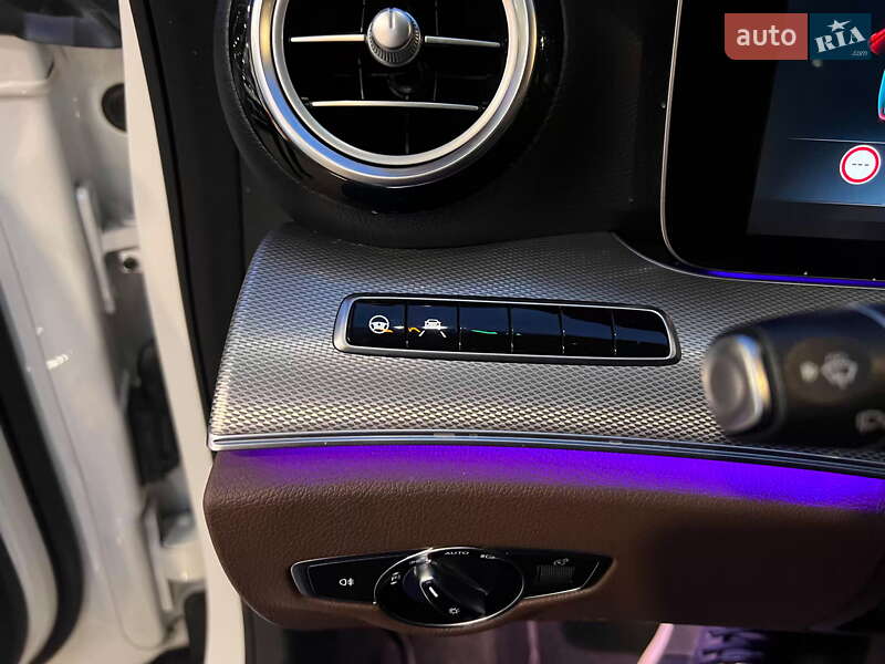 Седан Mercedes-Benz E-Class 2016 в Львове фото 20 Седан Mercedes-Benz E-Class 2016 в Львове