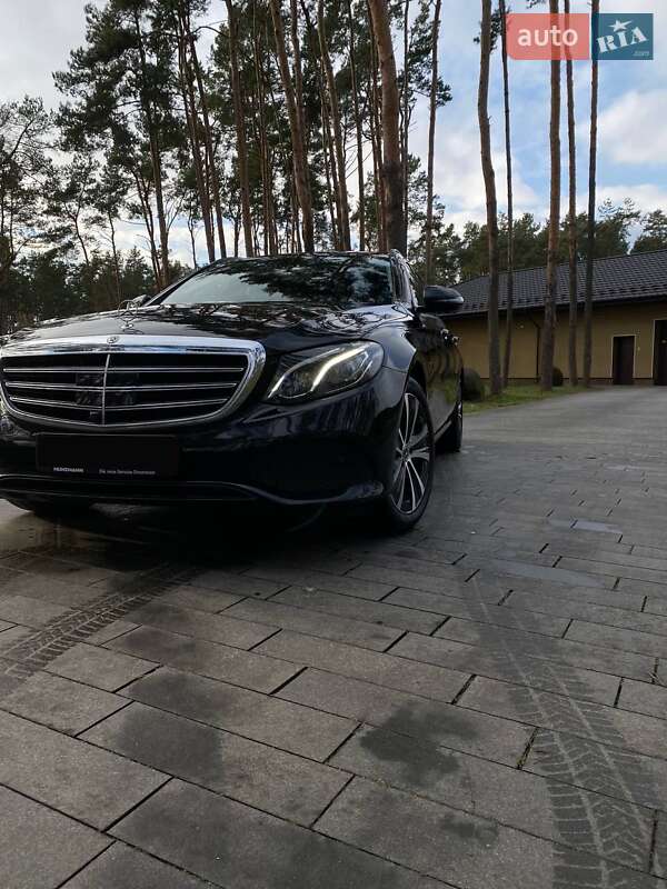 Универсал Mercedes-Benz E-Class 2019 в Житомире