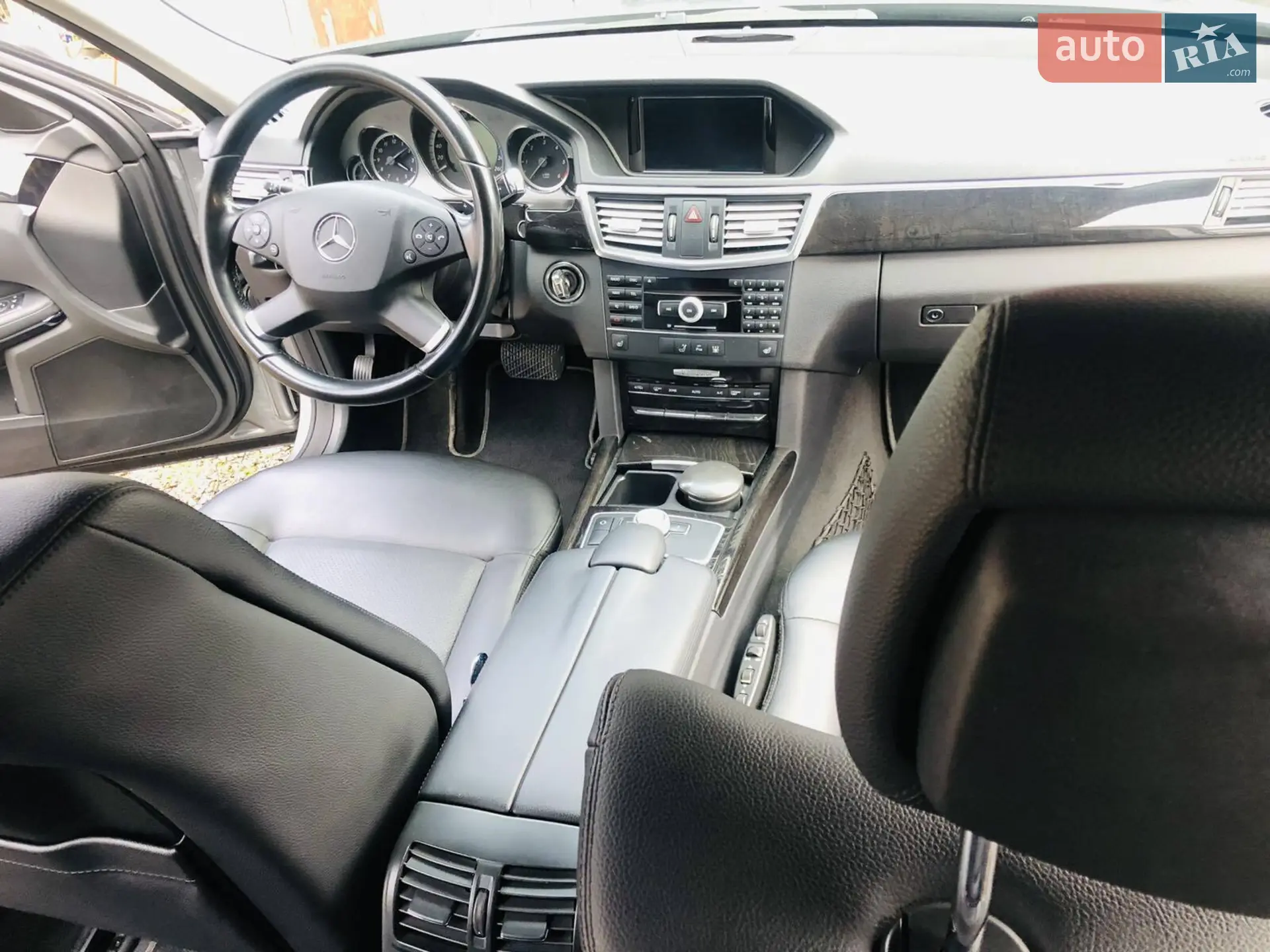 2010 Mercedes-Benz E-klasse - мініатюра 5