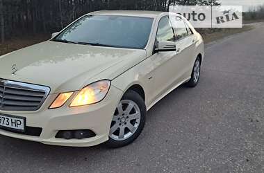 Mercedes-Benz E-Class 2011