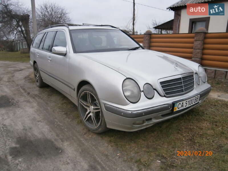 Mercedes-Benz E-Class 2000