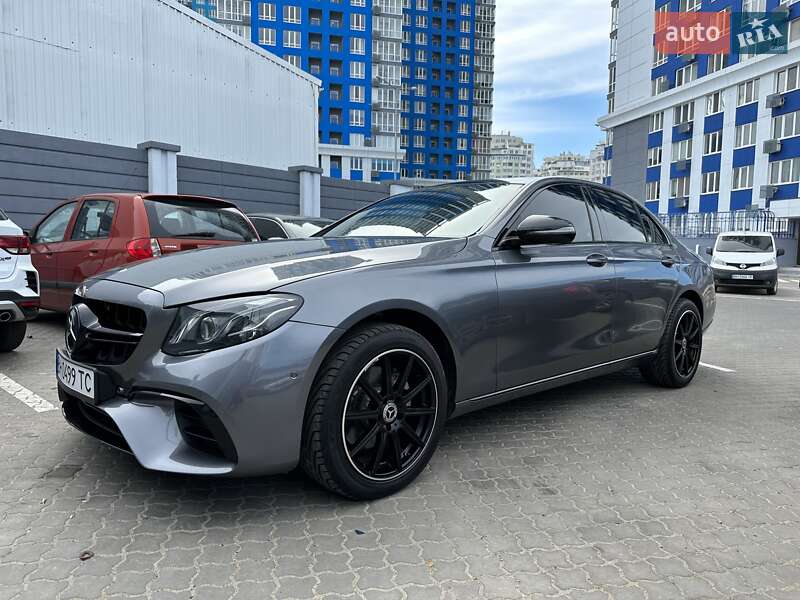 Седан Mercedes-Benz E-Class 2017 в Одессе