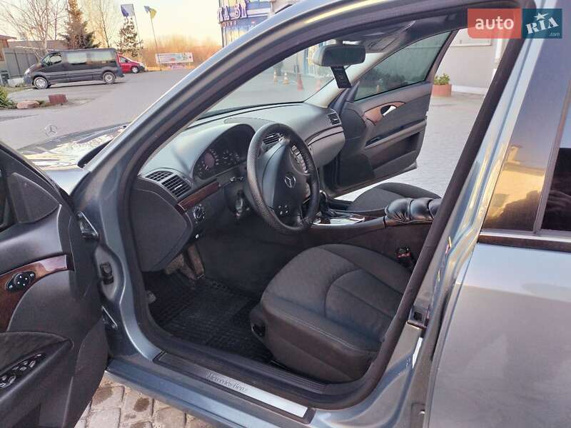 Універсал Mercedes-Benz E-Class 2004 в Бучачі