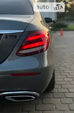 Mercedes-Benz E-Class 2017