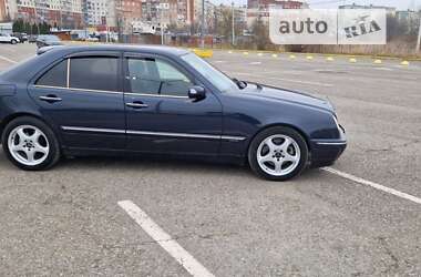 Седан Mercedes-Benz E-Class 2001 в 