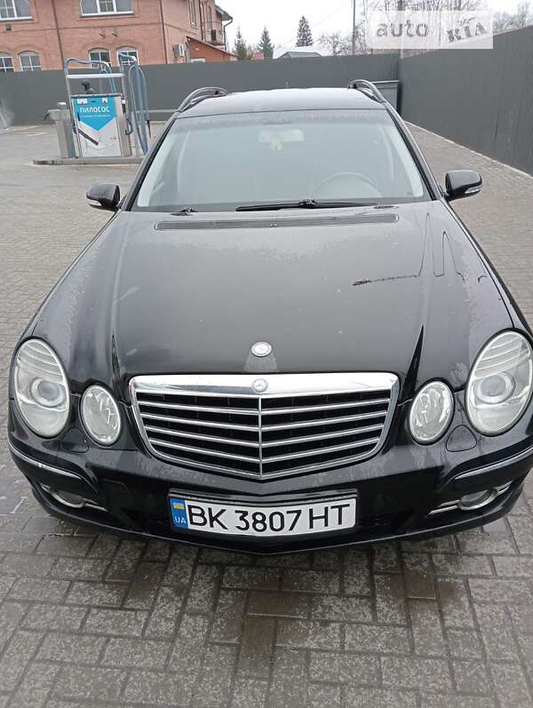 Універсал Mercedes-Benz E-Class 2007 в Сарнах