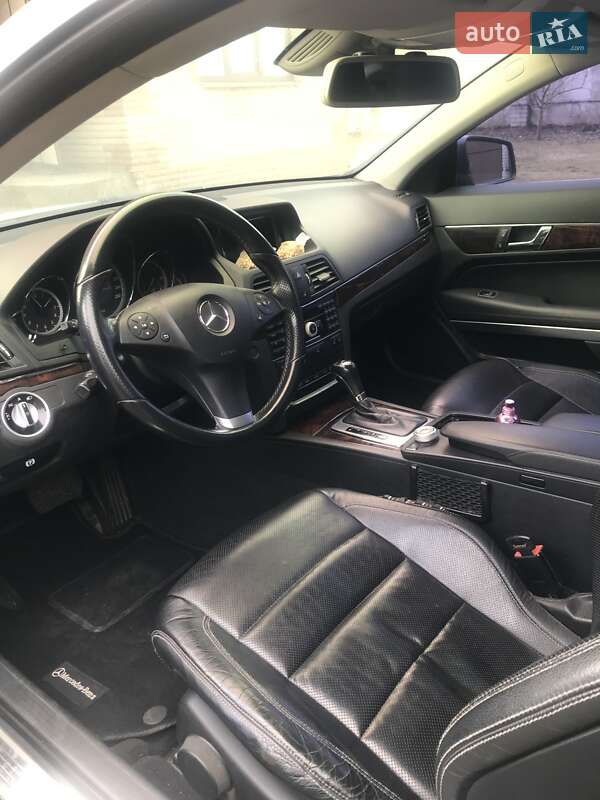 Купе Mercedes-Benz E-Class 2010 в Днепре фото 6 Купе Mercedes-Benz E-Class 2010 в Днепре