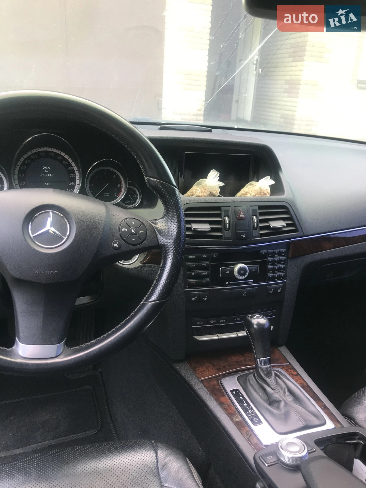 2010 Mercedes-Benz E-klasse - мініатюра 8