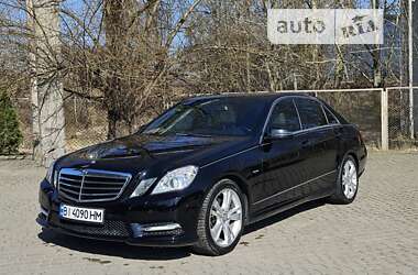 Седан Mercedes-Benz E-Class 2012 в Львові