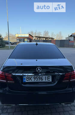 Седан Mercedes-Benz E-Class 2014 в Ровно