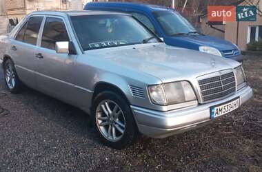 Седан Mercedes-Benz E-Class 1994 в Житомире