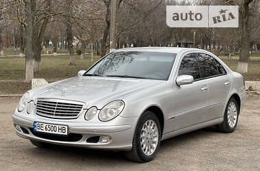 Седан Mercedes-Benz E-Class 2003 в Новом Буге