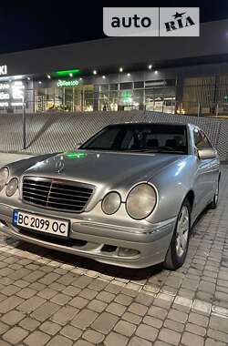 Седан Mercedes-Benz E-Class 2001 в Червонограде