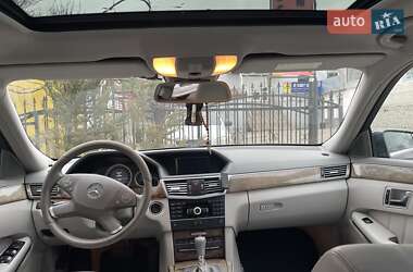 Седан Mercedes-Benz E-Class 2011 в Луцке