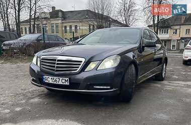 Mercedes-Benz E-Class 2011