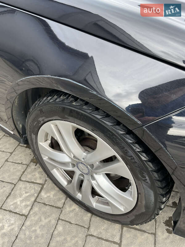 Универсал Mercedes-Benz E-Class 2015 в Ужгороде фото 48 Универсал Mercedes-Benz E-Class 2015 в Ужгороде