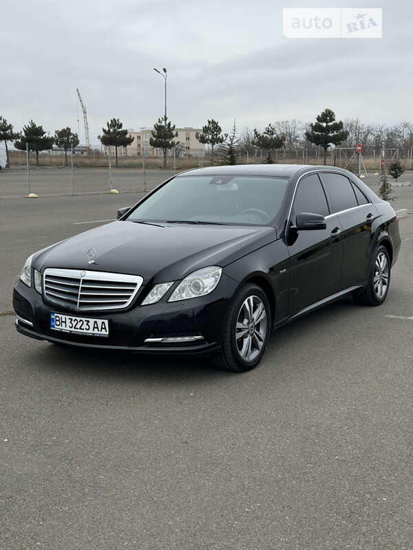 Mercedes-Benz E-Class 2012