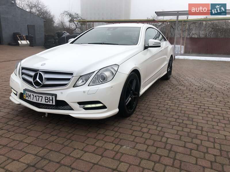 Mercedes-Benz E-Class 2012
