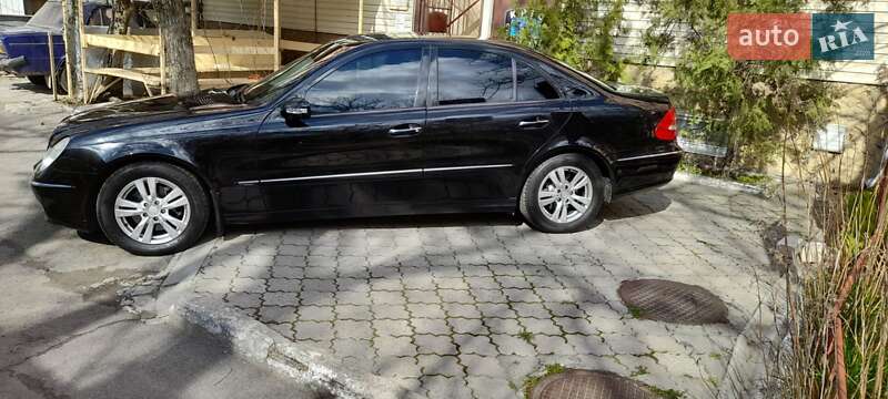 Седан Mercedes-Benz E-Class 2006 в Херсоні
