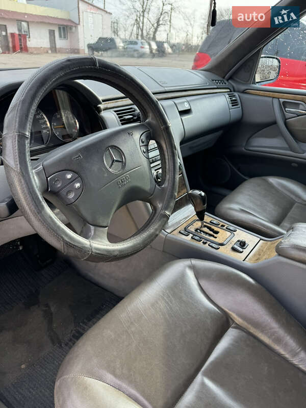 Седан Mercedes-Benz E-Class 1999 в Одессе