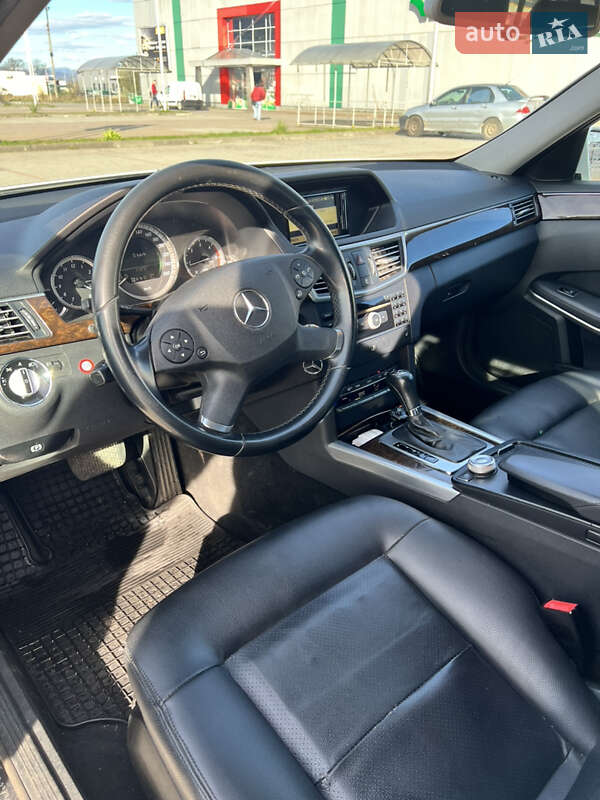 Универсал Mercedes-Benz E-Class 2010 в Киеве