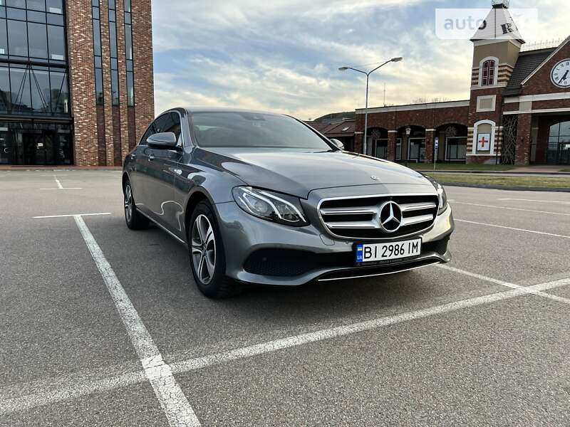 Седан Mercedes-Benz E-Class 2019 в Киеве