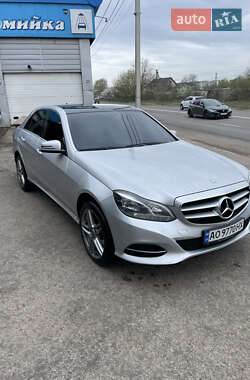 Седан Mercedes-Benz E-Class 2013 в 