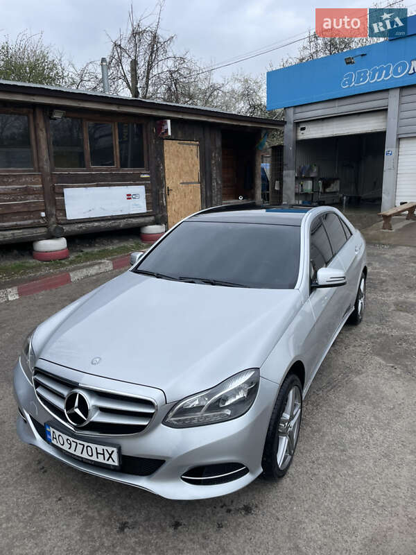Седан Mercedes-Benz E-Class 2013 в Тячеве