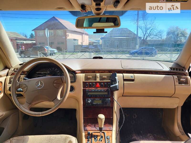 Універсал Mercedes-Benz E-Class 2000 в Кропивницькому