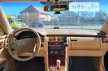 Универсал Mercedes-Benz E-Class 2000 в 