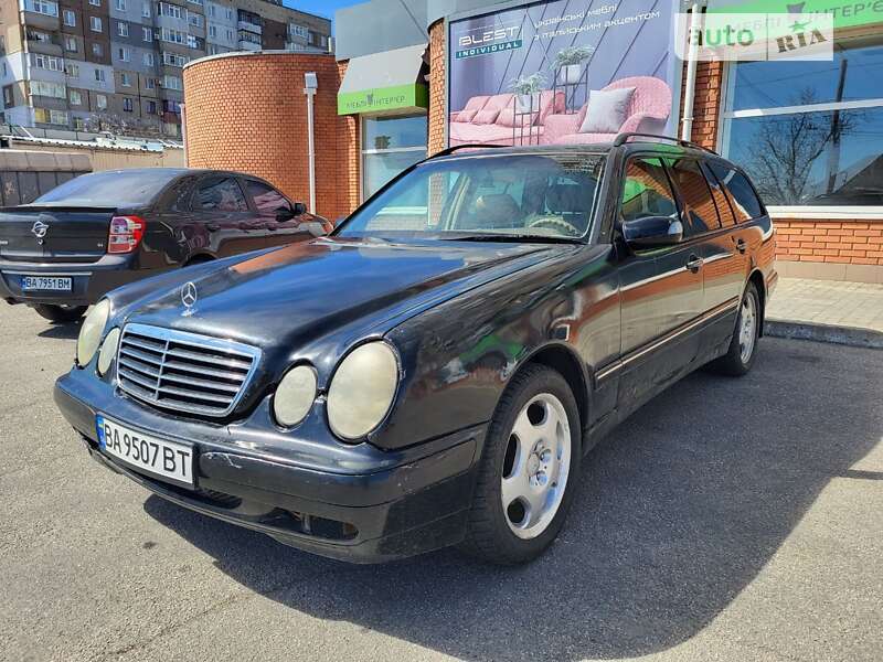Mercedes-Benz E-Class 2000