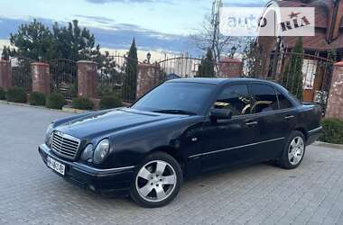 Седан Mercedes-Benz E-Class 1998 в 