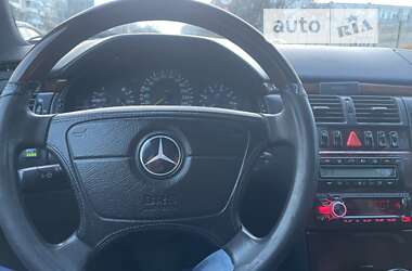 Седан Mercedes-Benz E-Class 1998 в 