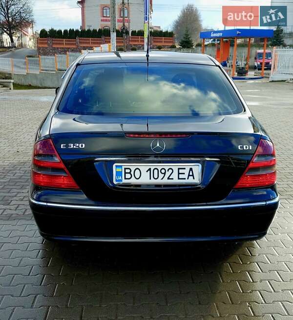 Седан Mercedes-Benz E-Class 2003 в Тернополе